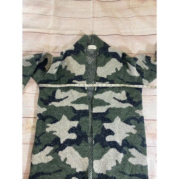 Dreamers Women's Green Camo Long Sleeve Open Front Cardigan - Large - Picture 8 of 12